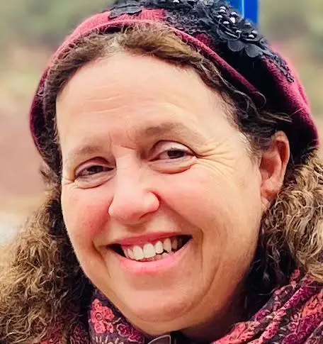 ד"ר ליאונה פישר פלד